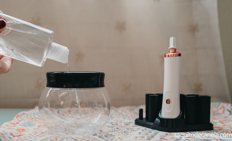 limpia brochas maquillaje