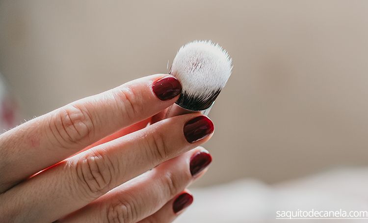 limpia brochas maquillaje